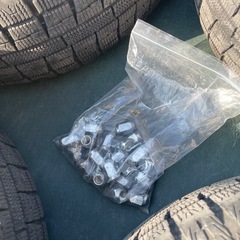 205/60R16 AZ SPORTS スタッドレスの画像