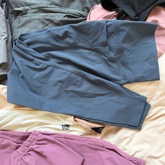 ヨガウェア スポーツウェアの画像