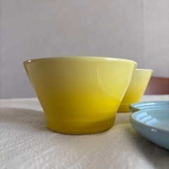 ル・クルーゼ食器セット ライトブルー イエロー皿 器　の画像
