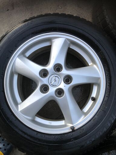 215/60R16 ブリザック 4本セット PCD114.3 5穴　引き取り限定