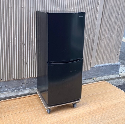 アイリスオーヤマ　142L冷蔵庫　IRSD-14A-B