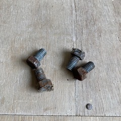 レトロ 黒アイアン バルコニー 公団タイプ 天吊金具 物干し竿掛け の画像