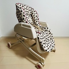 アップリカ　ハイローチェア　手動　リクライニング　スウィング キャスターの画像