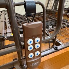 電動リクライングベッド（マットレス付）の画像