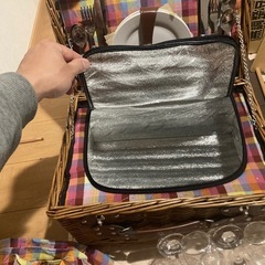 ピクニックバスケット 食器フルセット 保冷バッグ付き すぐ使えますの画像