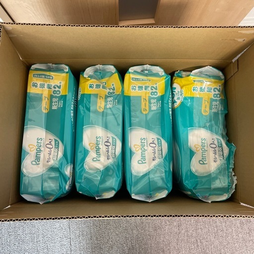 Pampers 新生児用 おむつ 82枚入×4袋 計328枚 テープ