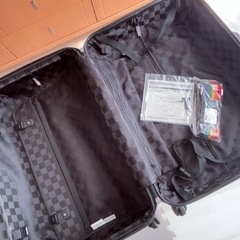 【本日のみ500円！】使用回数少！大容量スーツケース70Lの画像