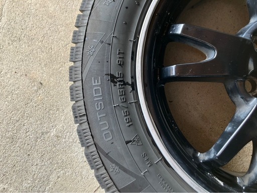 195/65R15スタッドレスタイヤ　ホイールセット 30プリウス