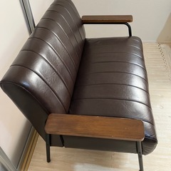 ニトリ　2人掛けソファ　合皮タイプの画像