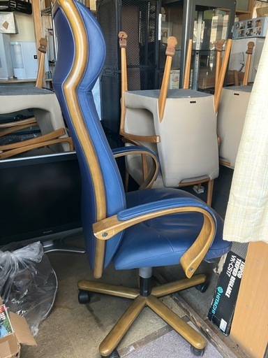 カリモクネイビー ハイバックオフィスチェア