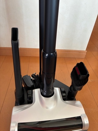 コードレススティック掃除機新品