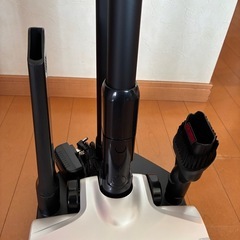 コードレススティック掃除機新品の画像