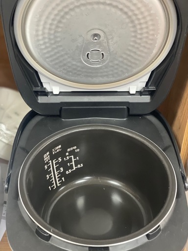 ?表示価格より10%OFF?IHジャー炊飯器　5.5合炊き　Panasonic 2020年