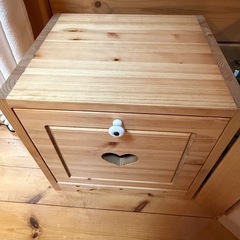 【決まりました】　収納ボックス　キューブボックス　ナチュラル　パイン　木製　家具の画像