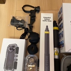 最新型❣️insta360 x5  豪華フルセット　エッセンシャルバンドル　クリエイター　　車　バイク　撮影　アウトドア　レジャー　スポーツ　スノボー　防水　防塵　見えないセルカ棒　3m棒　スキー　動画撮影　Instagram インスタグラム　SNS 映え　映像　　インスタ360  クリエイター　　車　バイク　撮影　アウトドア　レジャー　スポーツ　スノボー　防水　防塵　見えないセルカ棒　3m棒　スキー　動画撮影　Instagram インスタグラム　SNS 映え　映像　　360度カメラ　の画像