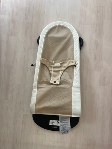 バウンサー　babybjorn