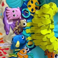 0ヶ月からおすわり時期まで楽しめるジムの画像