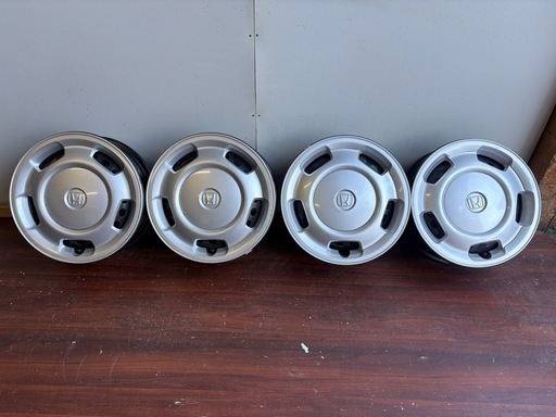 ホンダN-ワゴン純正14インチスチールホイールキャップ付き
