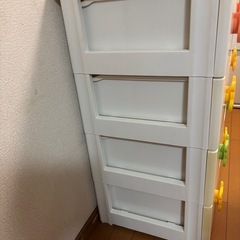 プーさん 4段チェスト タンス 引き出し 日焼け外観黄ばみありの画像