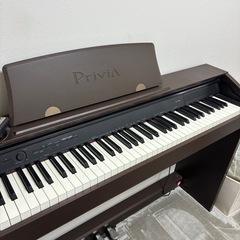 CASIO 電子ピアノの画像