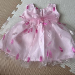 ピンクの羽根模様ドレス　新品未使用ですが写真確認必要！！の画像