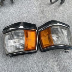 車のパーツの画像