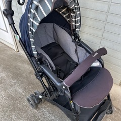 combiスゴカルα 4キャス コンパクトエッグショックHK アイシクルネイビーの画像