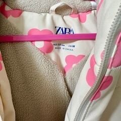 ZARA ダウンコートの画像