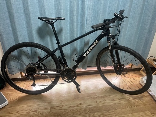 TREK dual sports8.4DSクロスバイク
