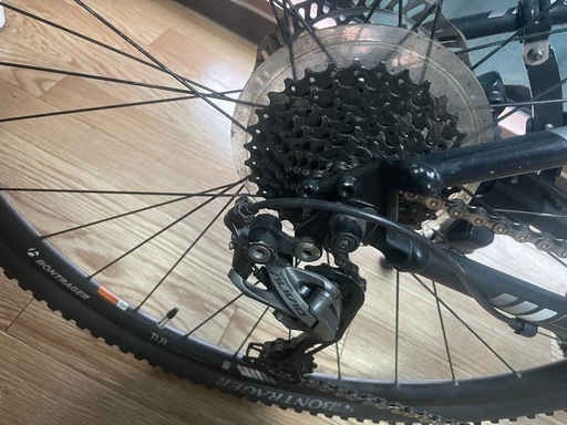 TREK dual sports8.4DSクロスバイク