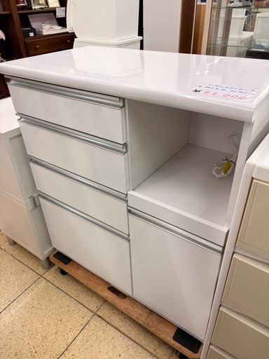 《リユースマン倉敷》古賀家具 キッチンカウンター ホワイト 食器棚 レンジ台