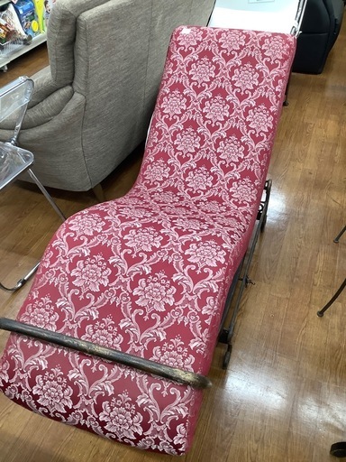 【軽トラック無料貸出中！】 アンティーク調シェーズロング 入荷しました！