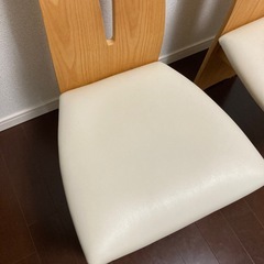 ダイニングチェア2脚の画像