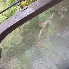 ガラス製ガーデンテーブルの天板の画像