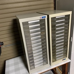 14段書類入れ　2台セットの画像