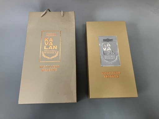 KAVALAN蒸留所限定品　カバラン　シングルモルトウイスキー　おまけ付き