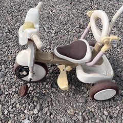 折りたたみ三輪車　の画像