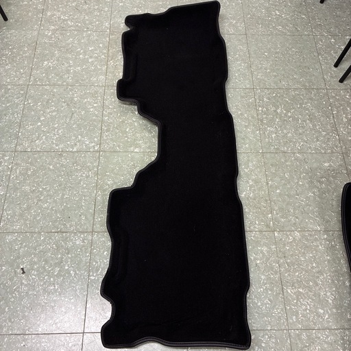 クラッツィオ フロアマット 立体タイプ 1台分セット プリウスα/メビウス H23/5~ 5人乗り スタンダードタイプ ブラック ET-0128