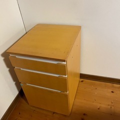 アクタス　学習机の画像