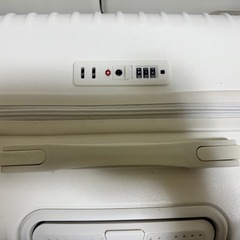 キャリーケースの画像