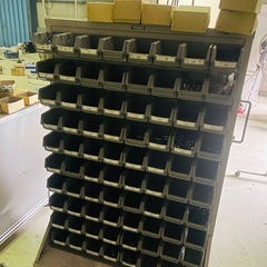 【！最終価格！】コンテナラックの画像