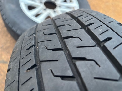 195/80R15 107/105N ブリヂストン エコピア 2本キャラバン