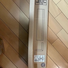 無印　棚とフックの画像