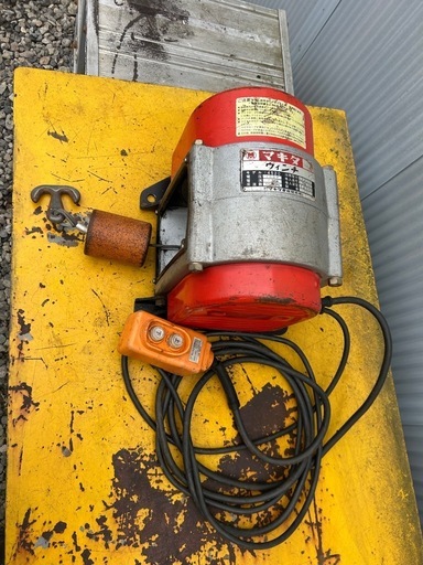Makita ウインチ 4520 100V 巻上質量200kg 動作品