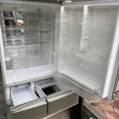 直接引き取り大歓迎⭐︎大阪府下又は近郊は配送設置込み🉑SHARP 440L 冷凍冷蔵庫 SJ-XW44S-W 2010年製/YMJ023-01の画像