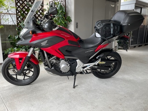 最終値下げ断行！！　ホンダNC700 赤・黒