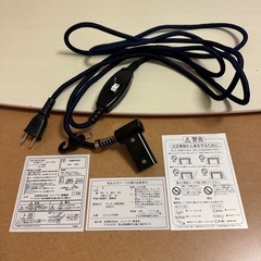 【引取限定】こたつテーブル(白、傷あり)の画像