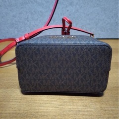 MICHAEL KORSの画像