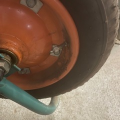 一輪車 運搬 台車 ねこ 平型 手押し車 猫車 ねこ車 農業 土木工 農作業 運搬車 ネコ車 農業 道具の画像