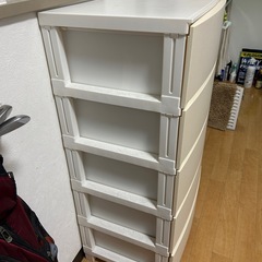 5段チェスト　、タンス、白の画像